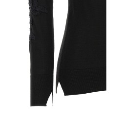 High neck with lace inserts