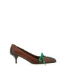 Leather pumps with laces