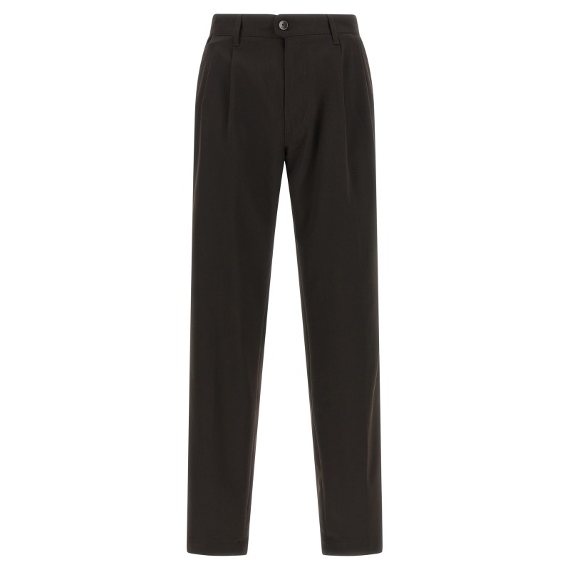 Pants with pleats