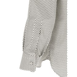 Shirt with contrast collar