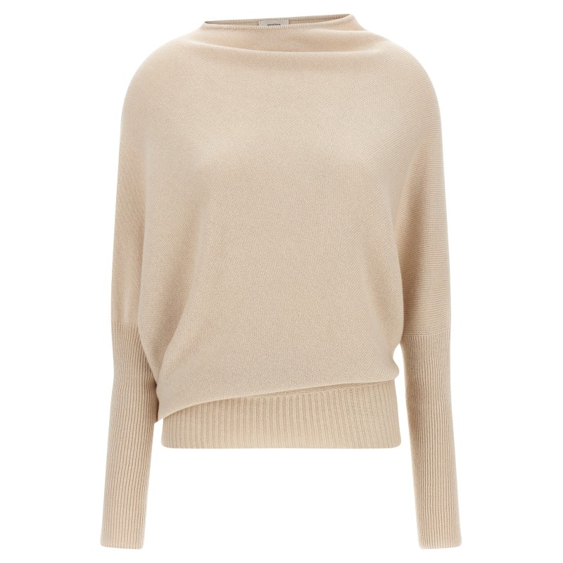 Asymmetrical mesh