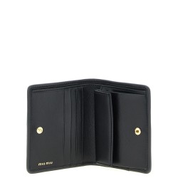 Small tassel wallet