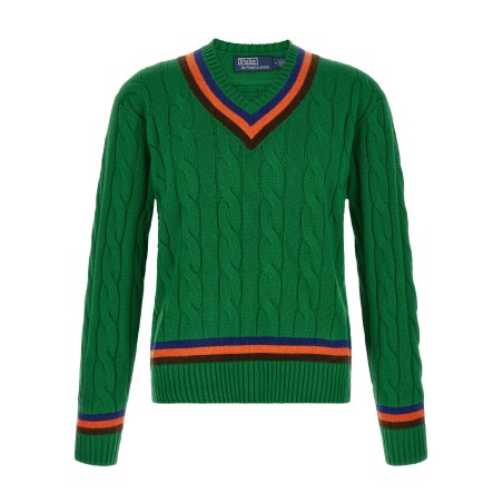 V-knit with cable pattern