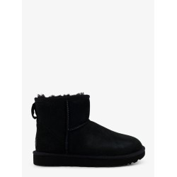 Classic Mini II Suede Boots