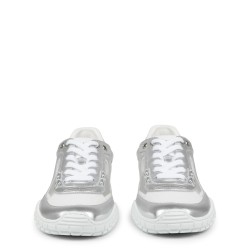 SNEAKER CON LOGO