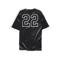 "SIGNED GARMENT" T-SHIRT