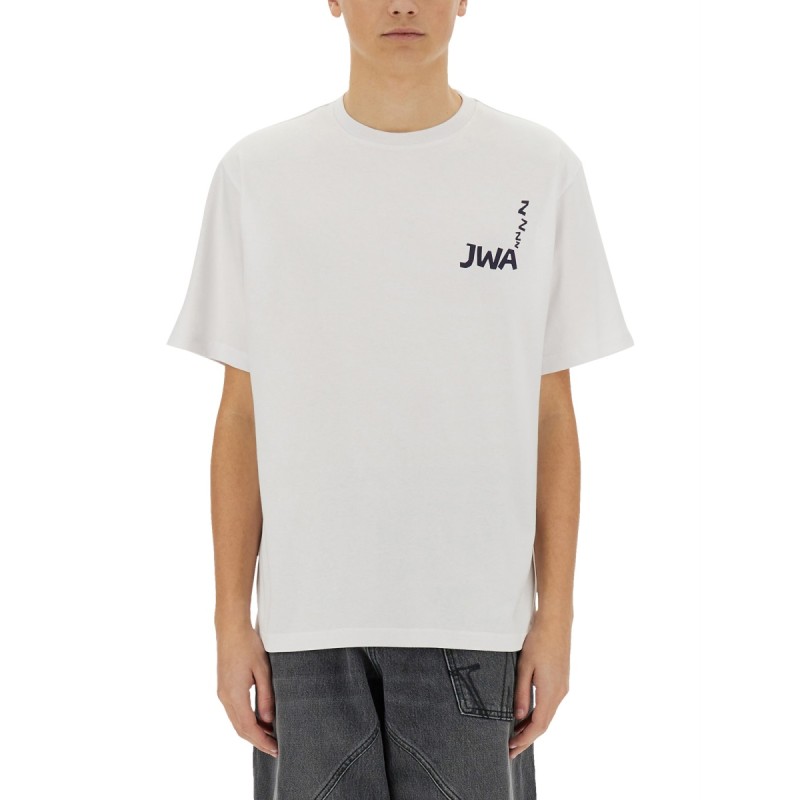 T-SHIRT WITH LOGO