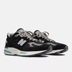 Sneakers U991BK2