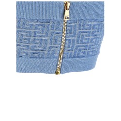 'PB' top