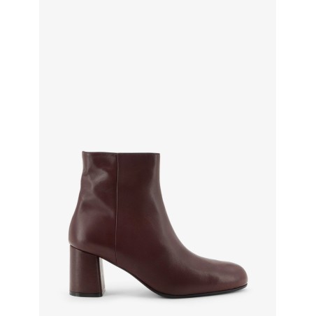 Leaher boots