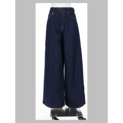 Jeans a zampa dalla vestibilità comoda