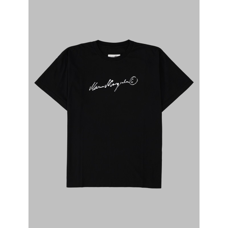 t-shirt con logo
