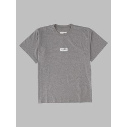 t-shirt con logo