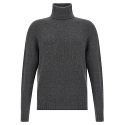 High neck sweater