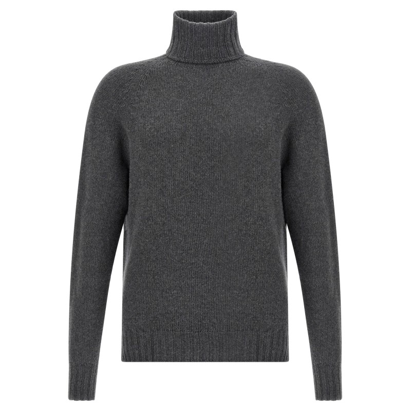 High neck sweater