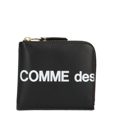 'Huge logo’ wallet