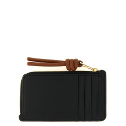 KNOT detail card holder