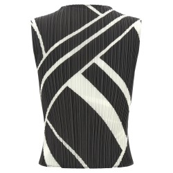'Fold Line' blouse